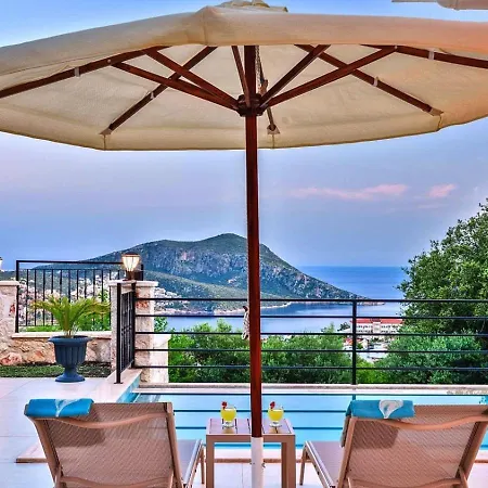 3 Bedroom Seaview With Private Pool Hot Tub