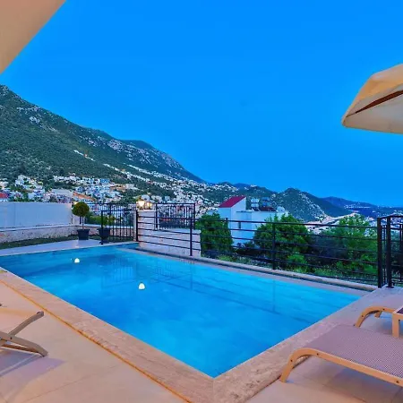 Вилла 3 Bedroom Seaview With Private Pool Hot Tub *