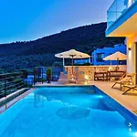 3 Bedroom Seaview With Private Pool Hot Tub * Kalkan