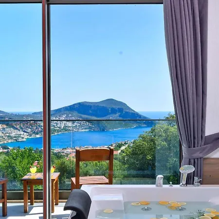 3 Bedroom Seaview With Private Pool Hot Tub וילה *