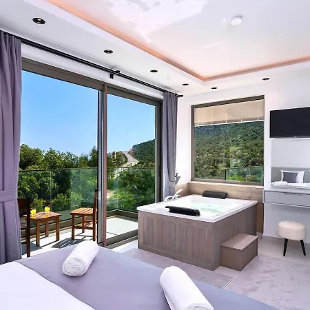 3 Bedroom Seaview With Private Pool Hot Tub