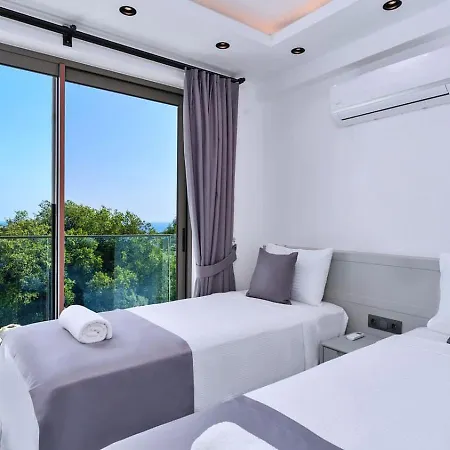 וילה 3 Bedroom Seaview With Private Pool Hot Tub קלקן