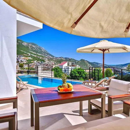 וילה 3 Bedroom Seaview With Private Pool Hot Tub קלקן
