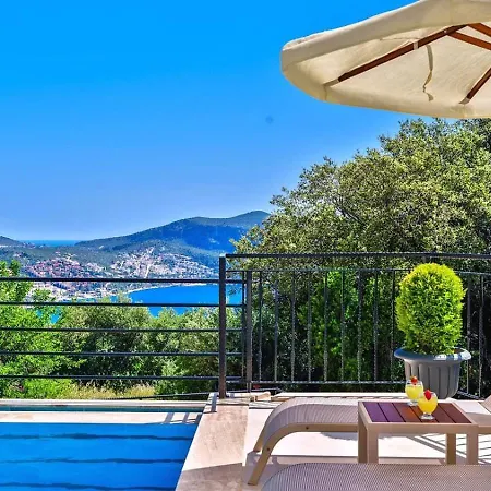 Villa 3 Bedroom Seaview With Private Pool Hot Tub